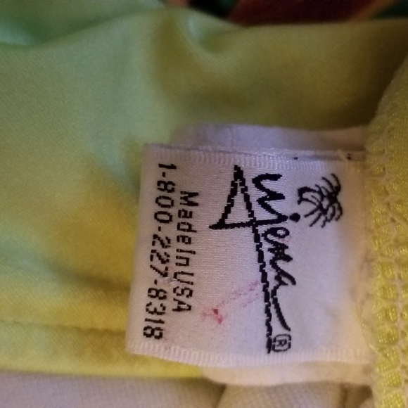 Ujena 1Piece Swim Suit Yellow sz 6 - Picture 4 of 4